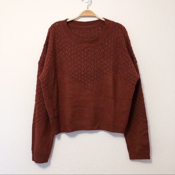 Gorgeous Open Knit Cropped Sweater - Picture 1 of 4